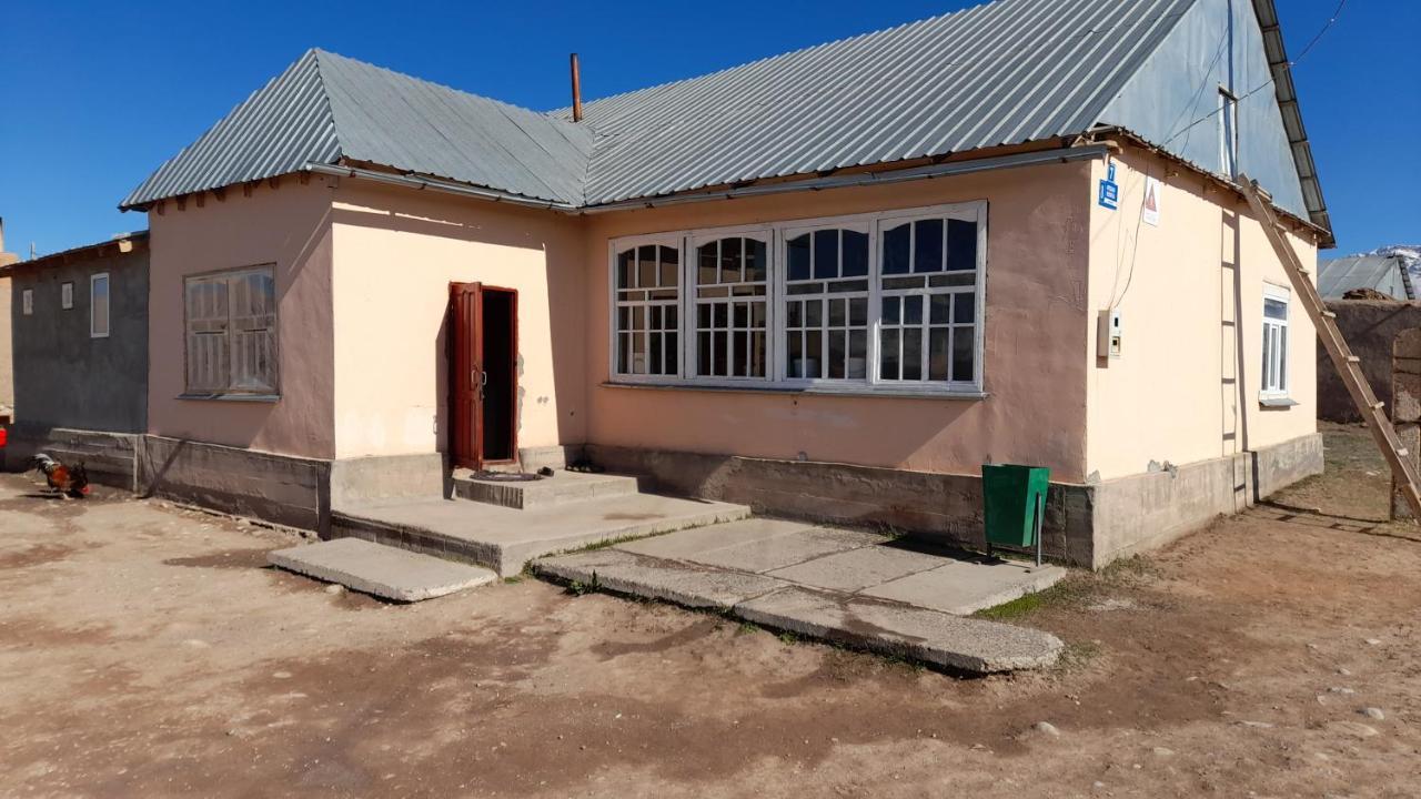 Tilek Guest House Sary-Mogul Exterior foto