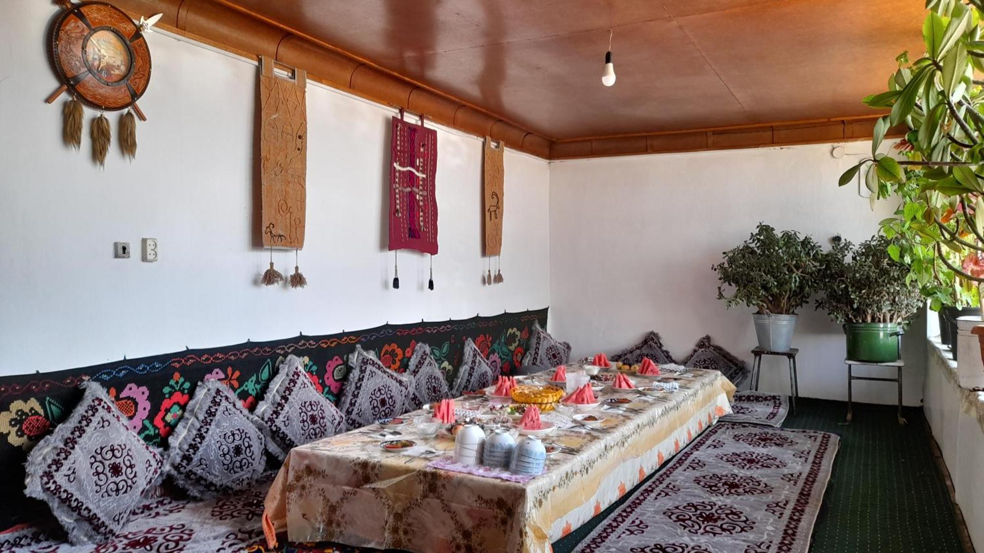 Tilek Guest House Sary-Mogul Exterior foto